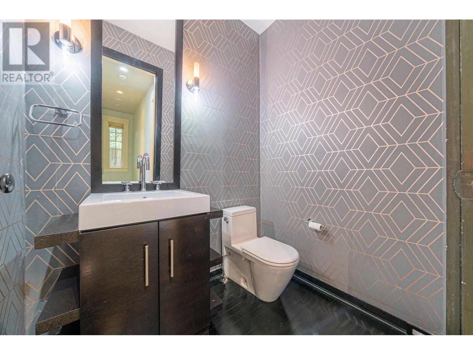1610 WESBROOK CRESCENT, Vancouver