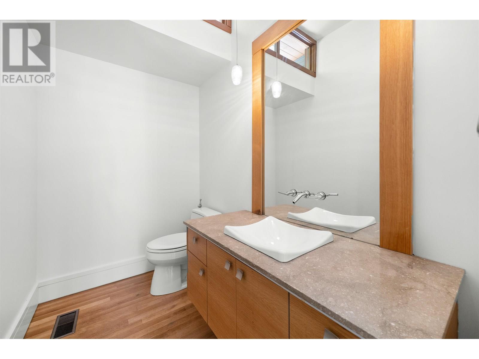 510 EASTCOT ROAD, West Vancouver