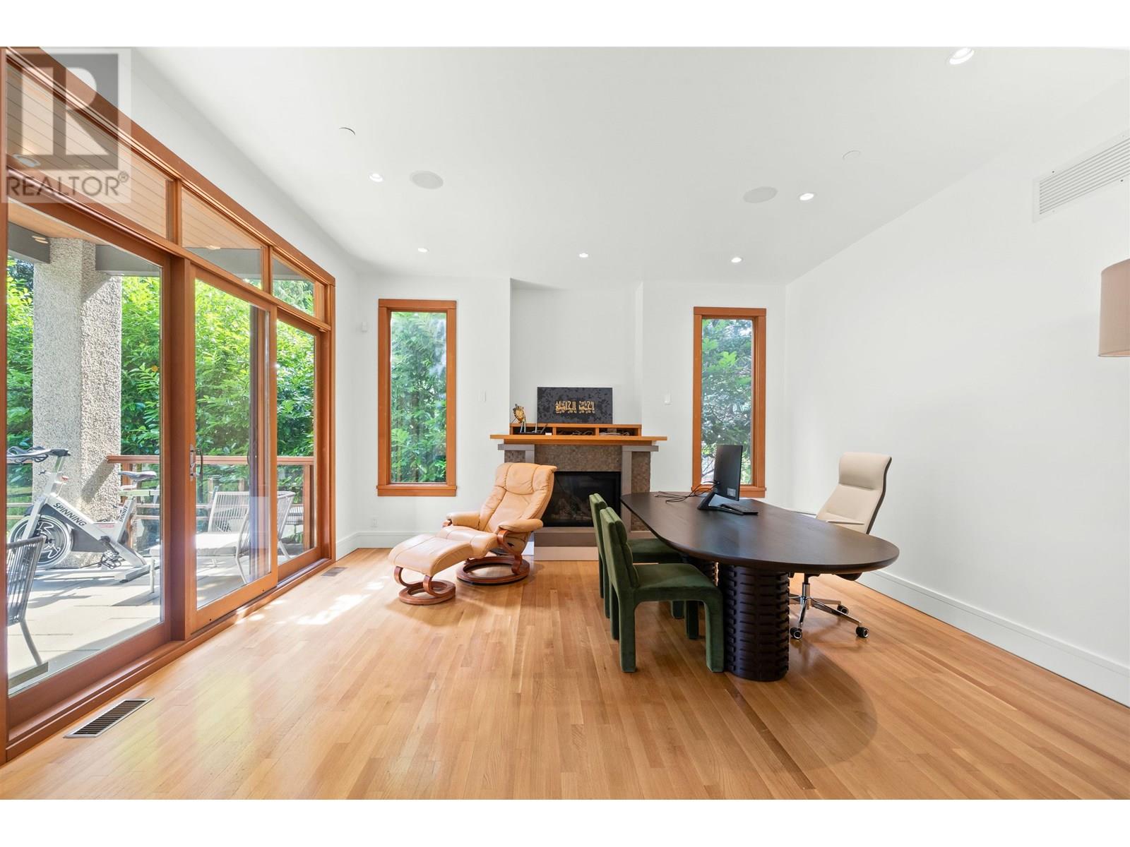 510 EASTCOT ROAD, West Vancouver
