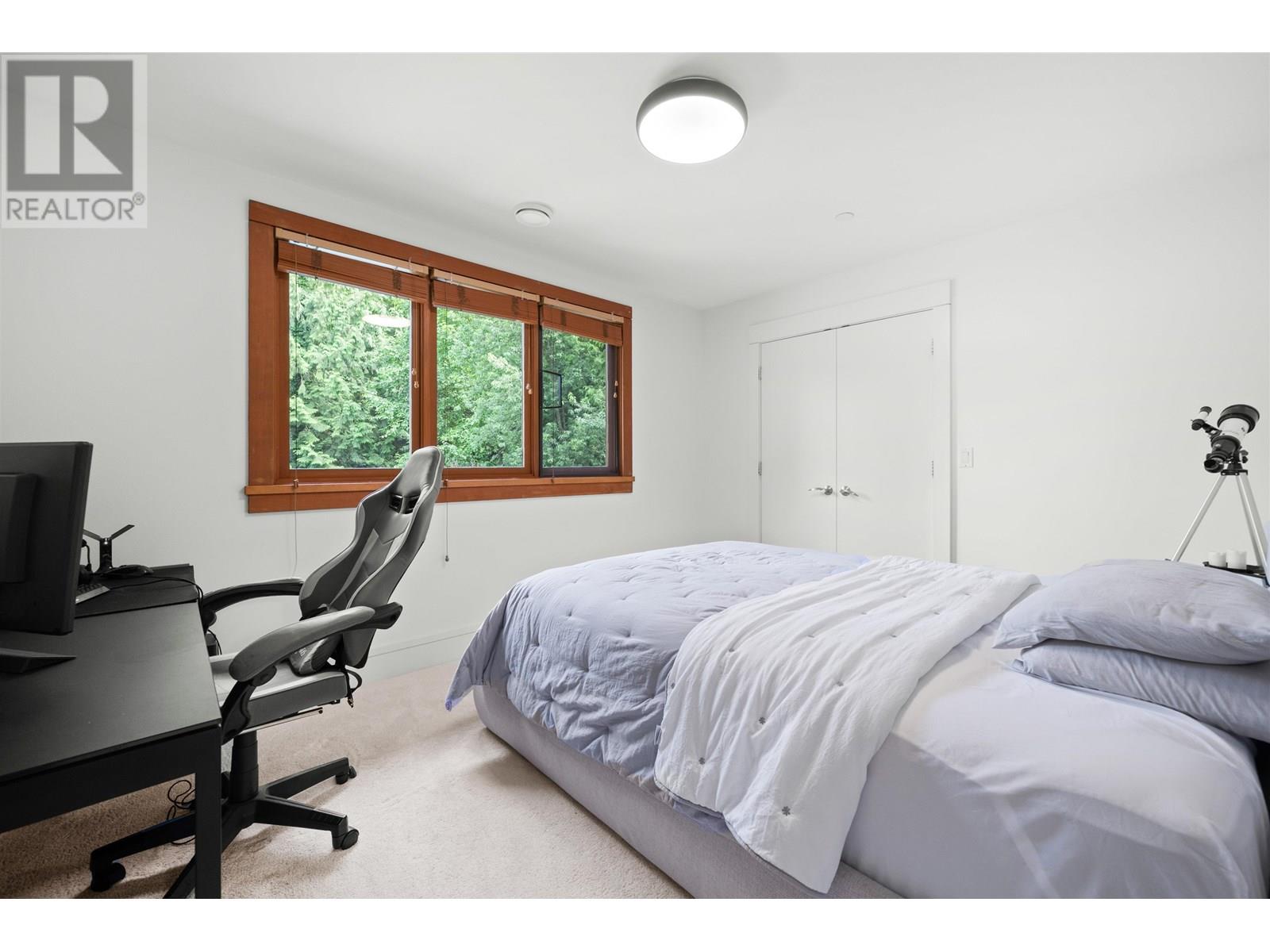 510 EASTCOT ROAD, West Vancouver