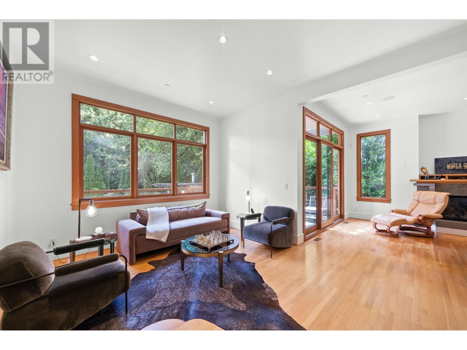 510 EASTCOT ROAD, West Vancouver