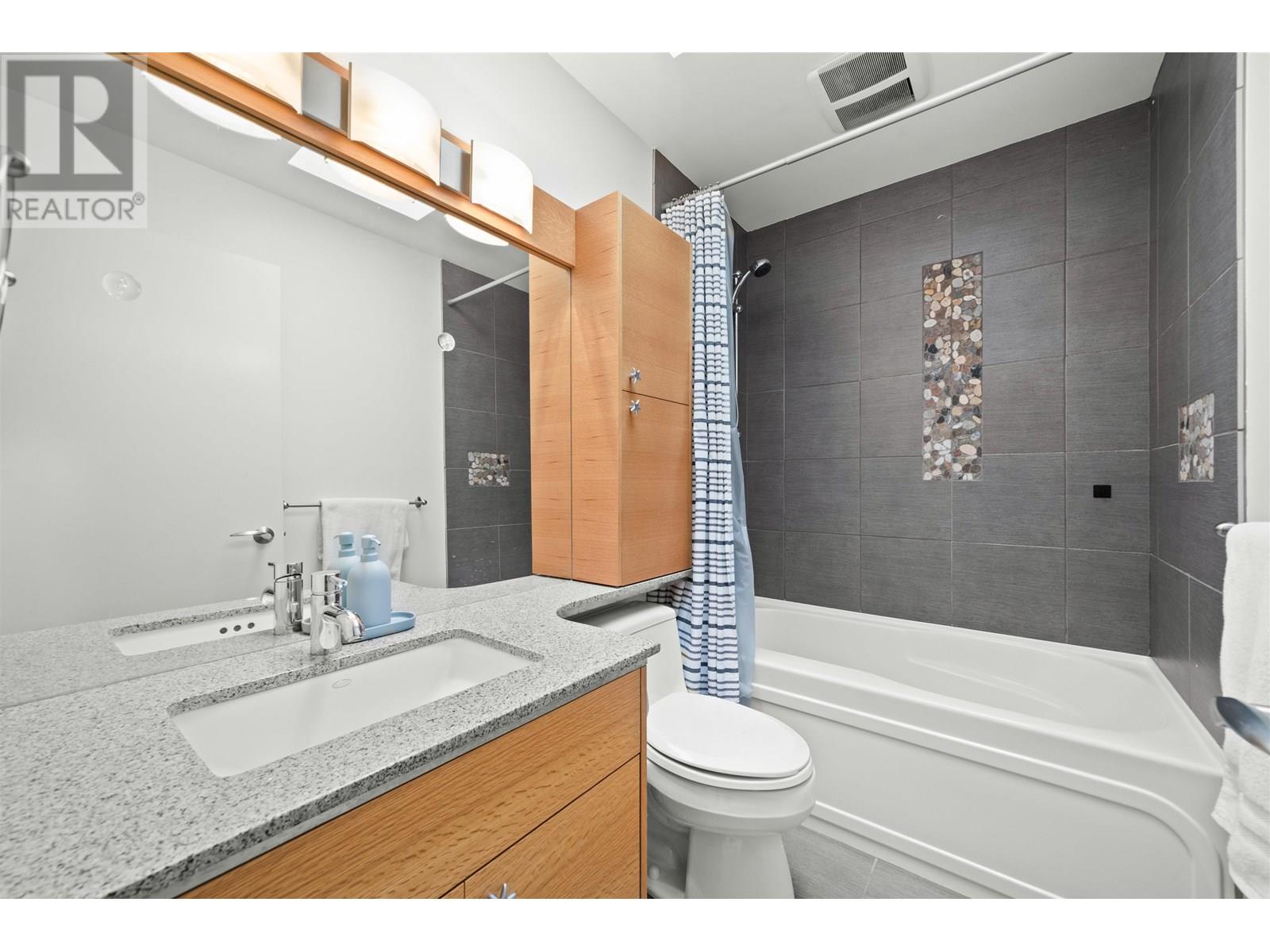 510 EASTCOT ROAD, West Vancouver
