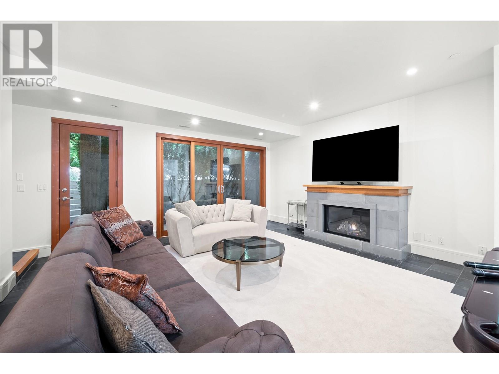 510 EASTCOT ROAD, West Vancouver