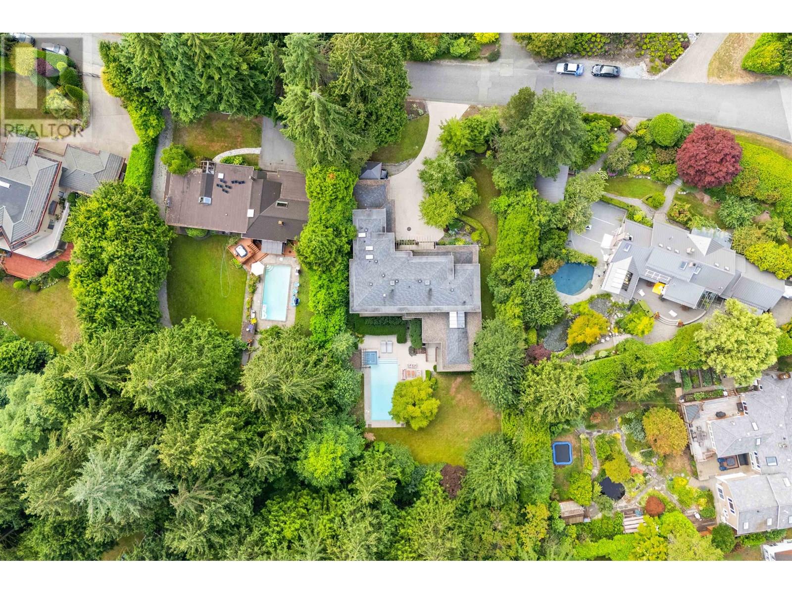 510 EASTCOT ROAD, West Vancouver