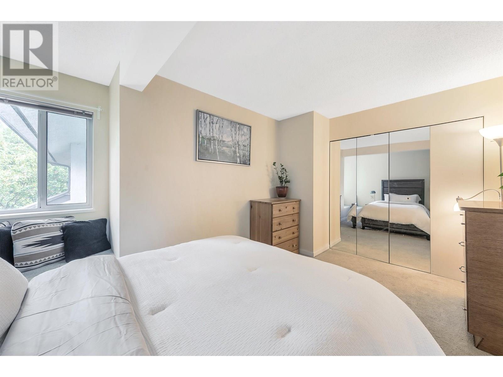 Photo 12 of 301 809 W 16th Street, North Vancouver BC