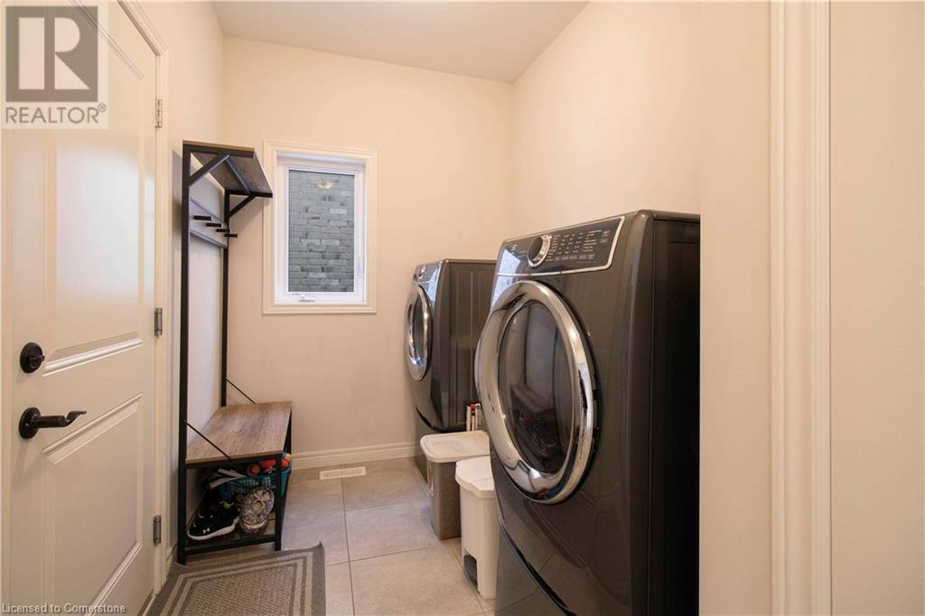 Photo 46 of 159 Dennis Drive, Smithville ON