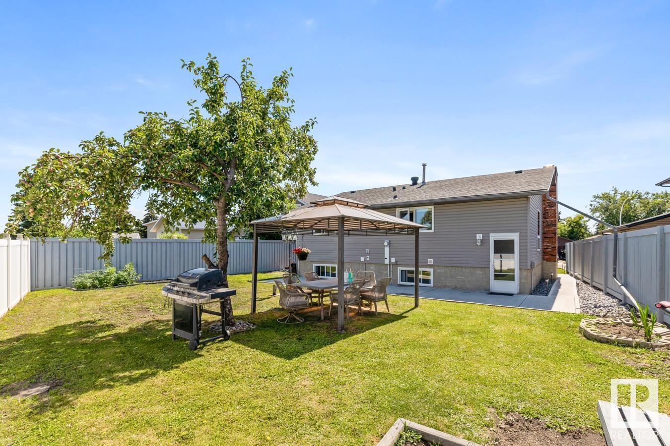 Photo 36 of 255 Humberstone Rd Nw, Edmonton AB