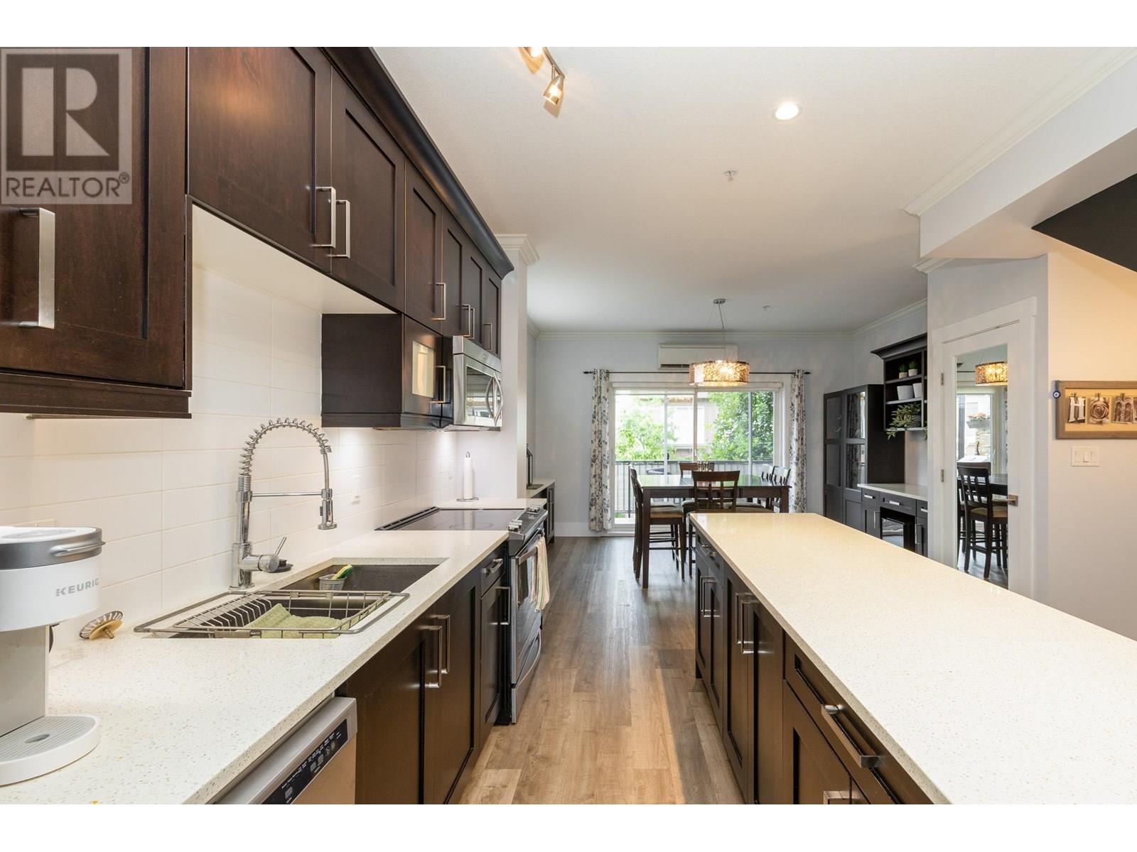 Photo 10 of 44 10151 240 Street, Maple Ridge BC