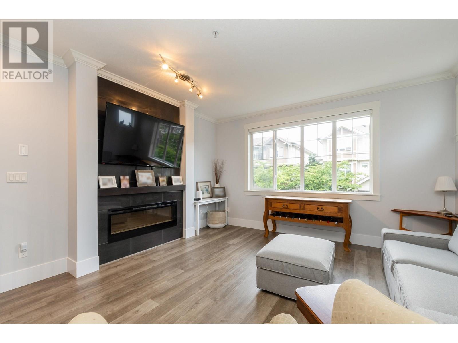 Photo 7 of 44 10151 240 Street, Maple Ridge BC