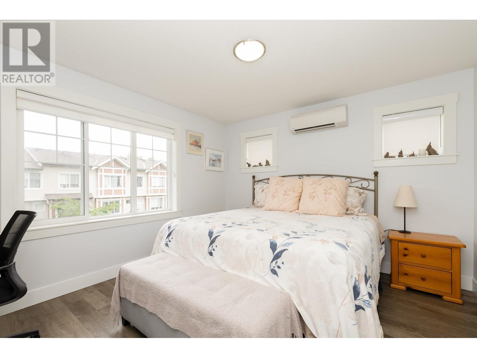 Photo 20 of 44 10151 240 Street, Maple Ridge BC