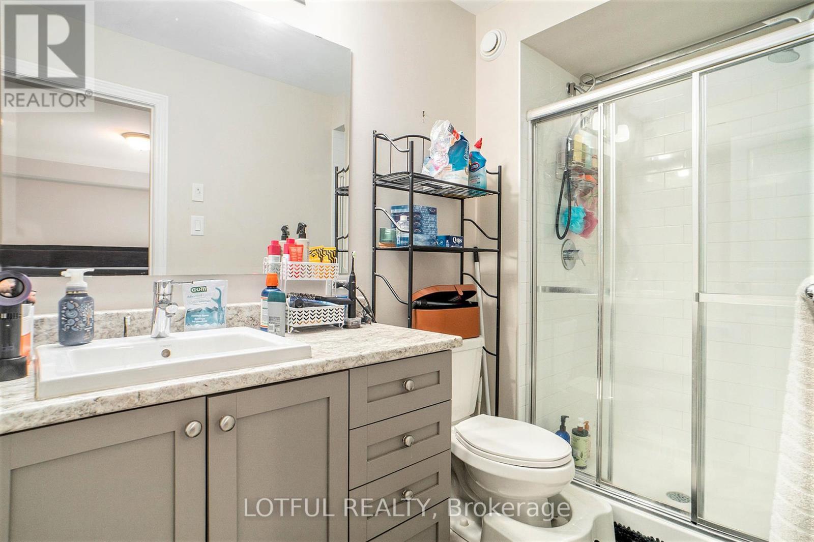 Photo 11 of 336 Rainrock Crescent, Ottawa ON