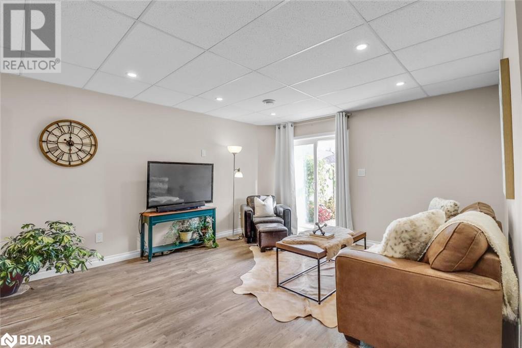 Photo 28 of 92 Lily Drive, Orillia ON