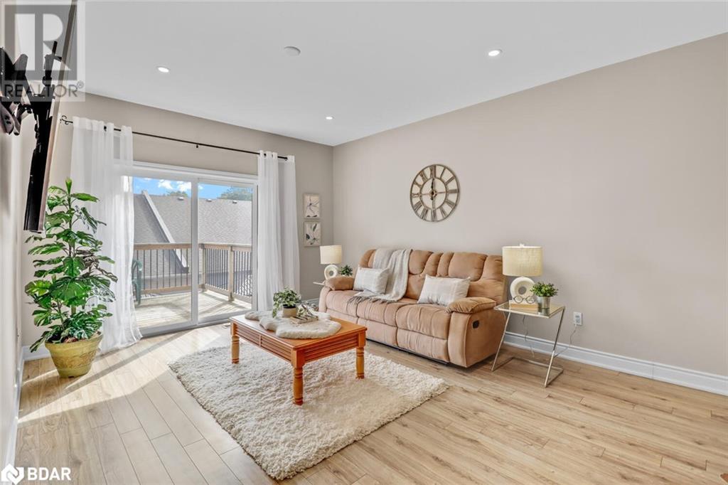 Photo 17 of 92 Lily Drive, Orillia ON