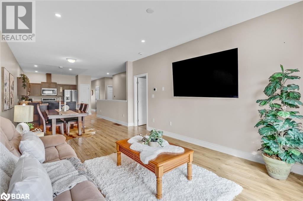 Photo 20 of 92 Lily Drive, Orillia ON
