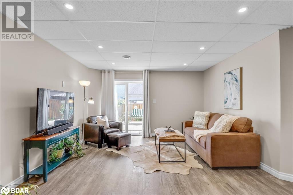 Photo 29 of 92 Lily Drive, Orillia ON