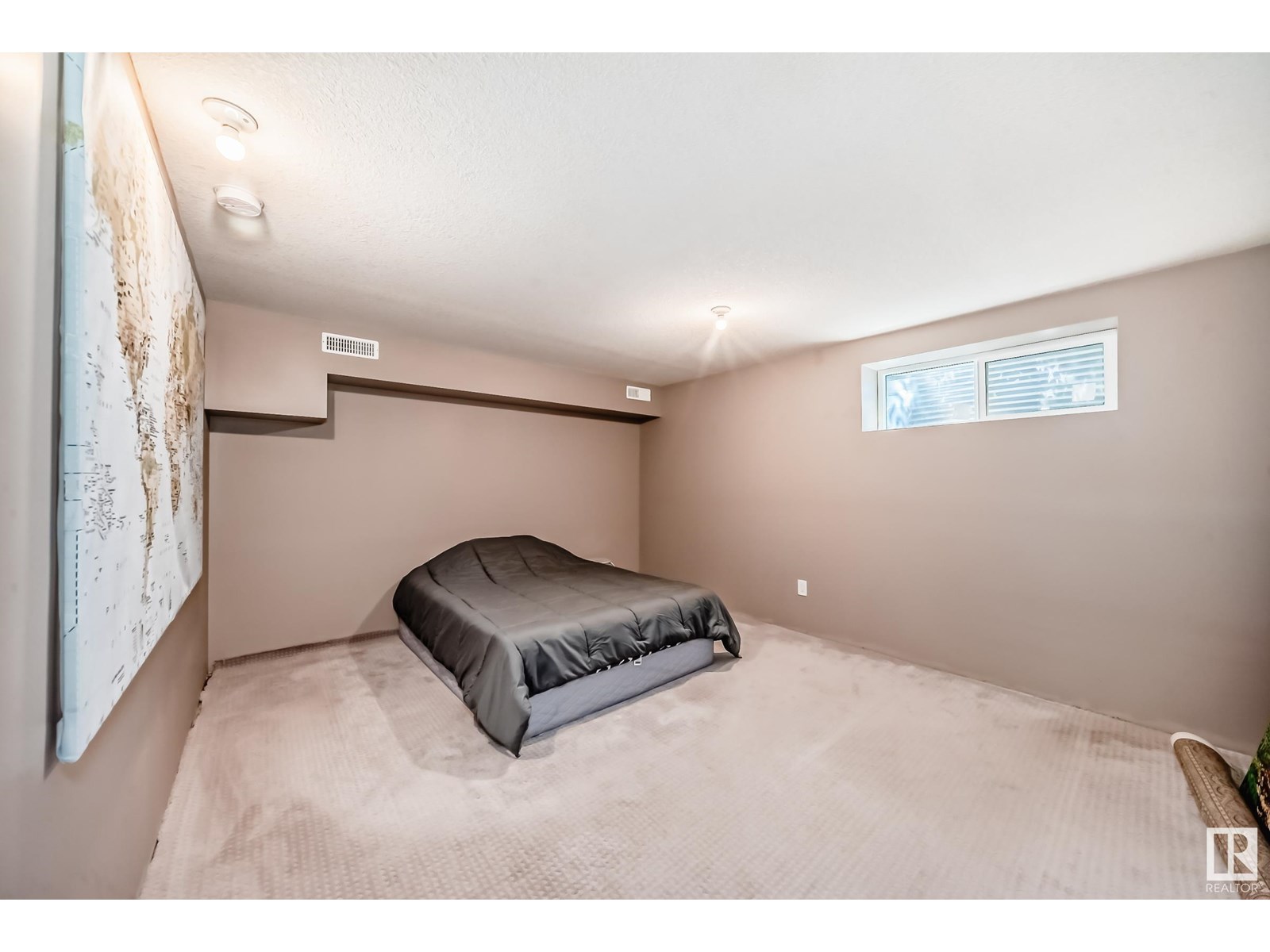 Photo 20 of 64 7293 South Terwillegar Dr Nw, Edmonton AB