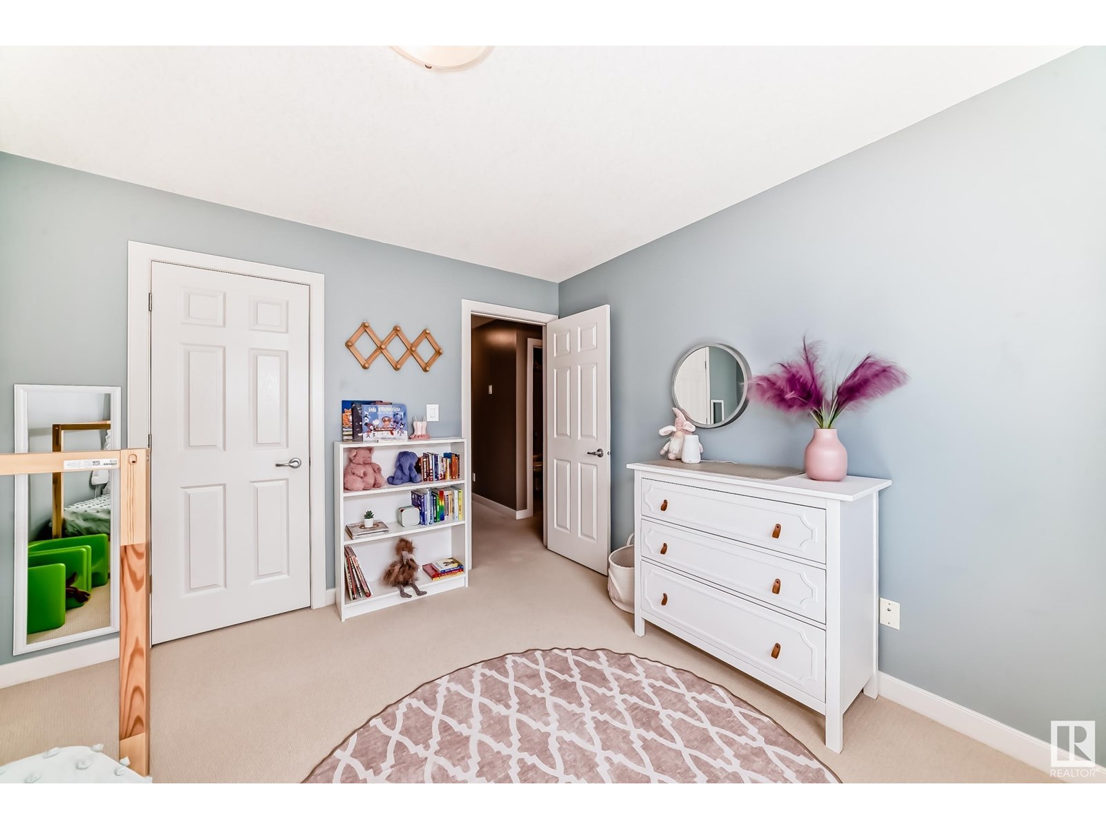 Photo 22 of 64 7293 South Terwillegar Dr Nw, Edmonton AB