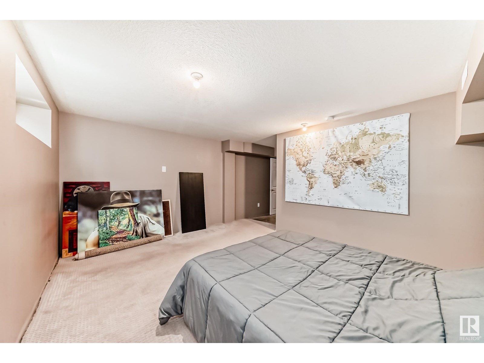 Photo 24 of 64 7293 South Terwillegar Dr Nw, Edmonton AB
