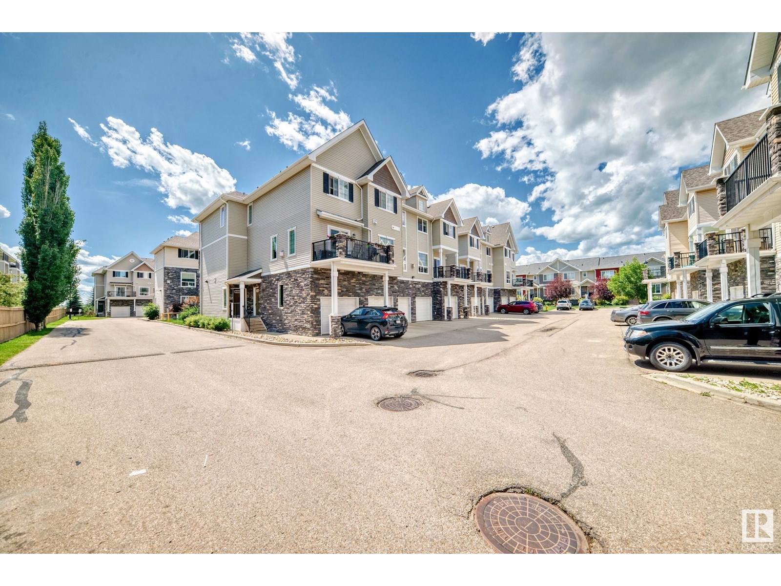 Photo 45 of 64 7293 South Terwillegar Dr Nw, Edmonton AB