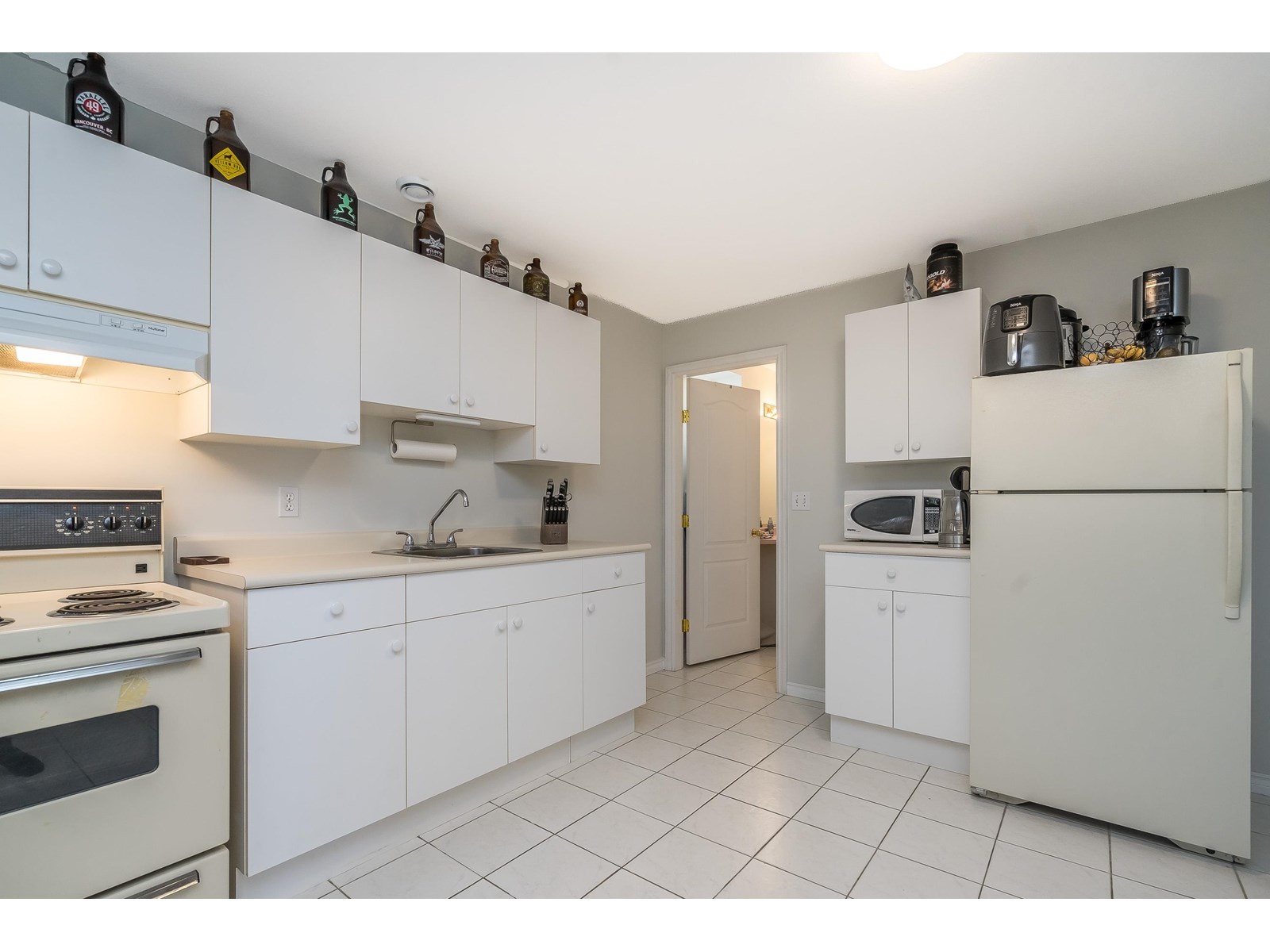 Photo 34 of 17111 104 A Avenue, Surrey BC
