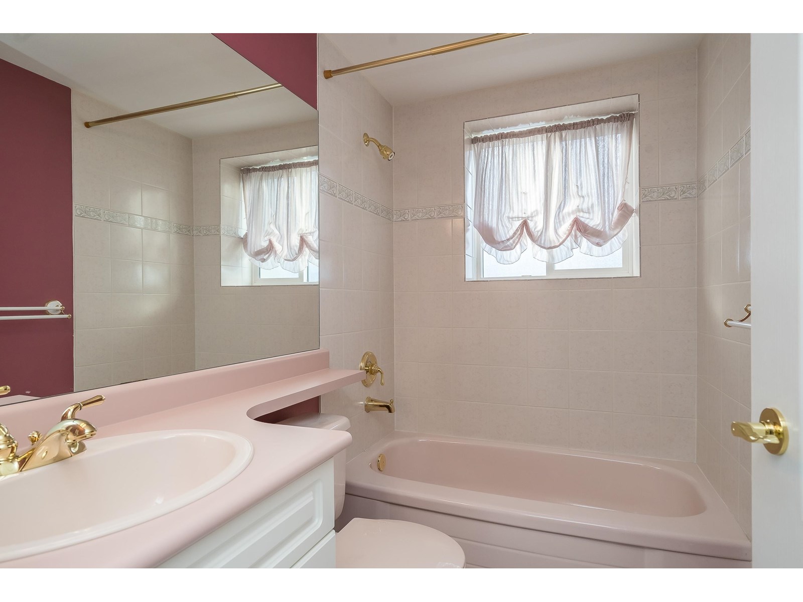 Photo 31 of 17111 104 A Avenue, Surrey BC