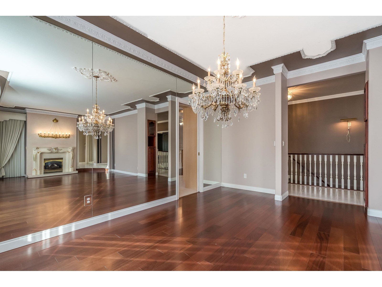 Photo 7 of 17111 104 A Avenue, Surrey BC