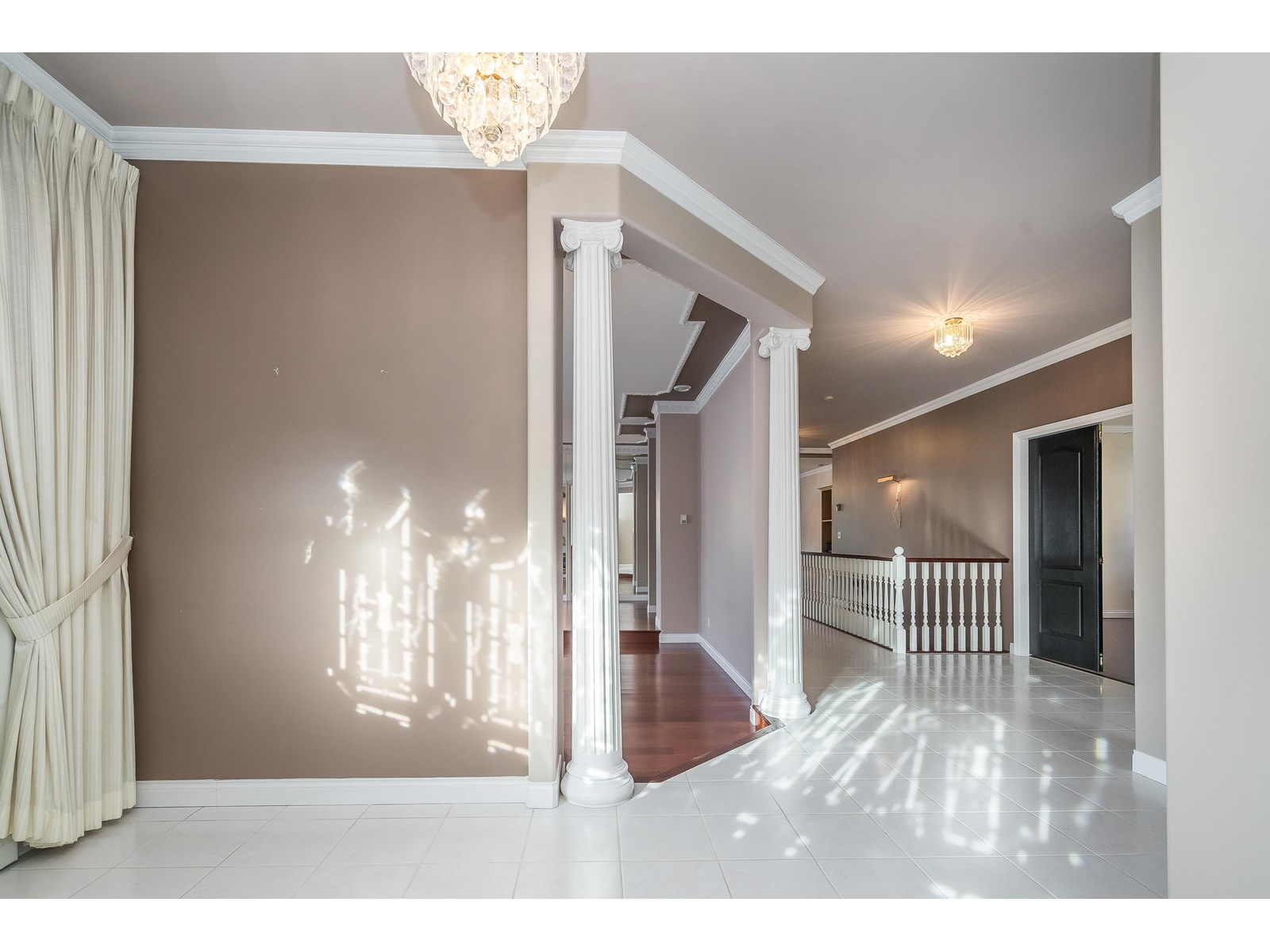 Photo 6 of 17111 104 A Avenue, Surrey BC