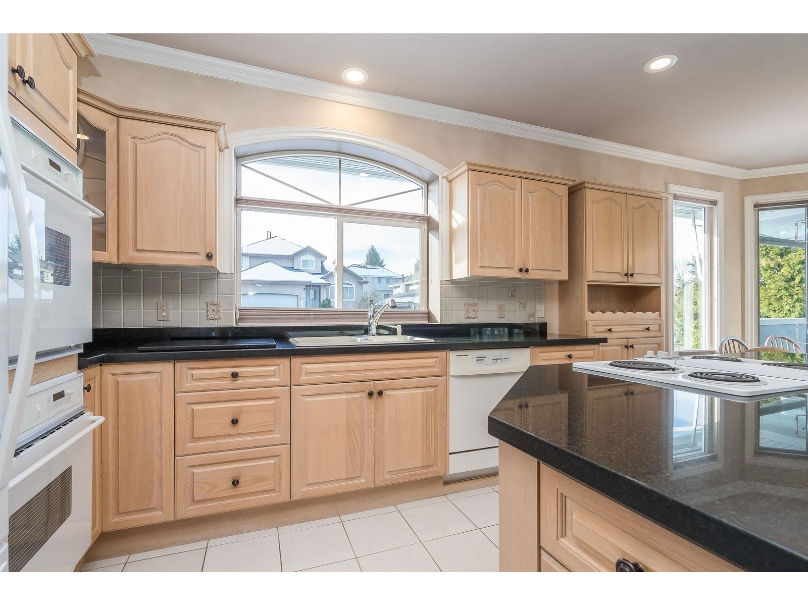 Photo 18 of 17111 104 A Avenue, Surrey BC
