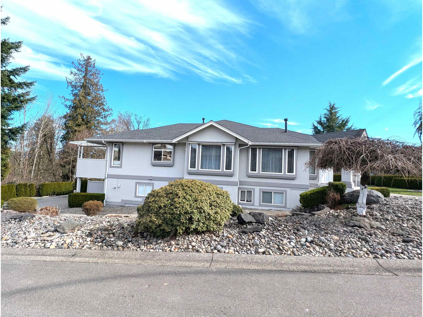 Photo 2 of 17111 104 A Avenue, Surrey BC