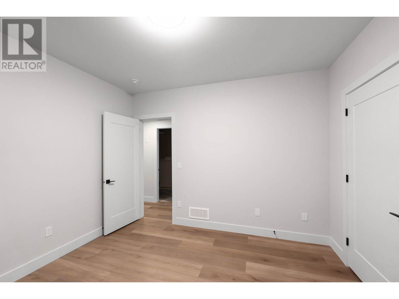  1671 Harbour View Crescent, Kelowna