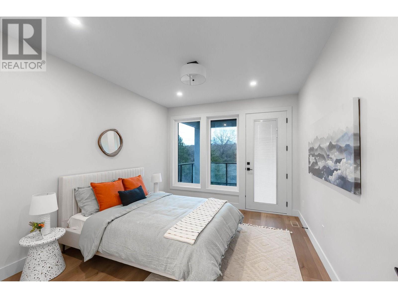  1671 Harbour View Crescent, Kelowna
