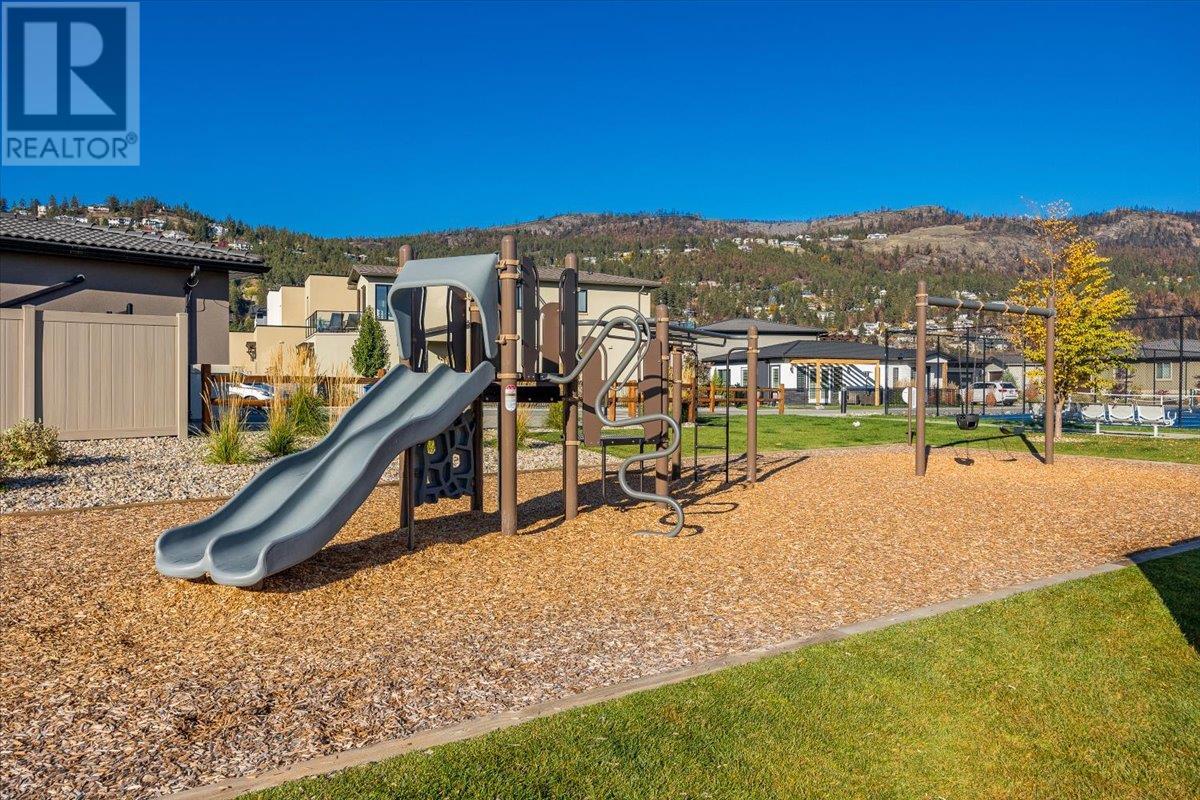  1671 Harbour View Crescent, Kelowna