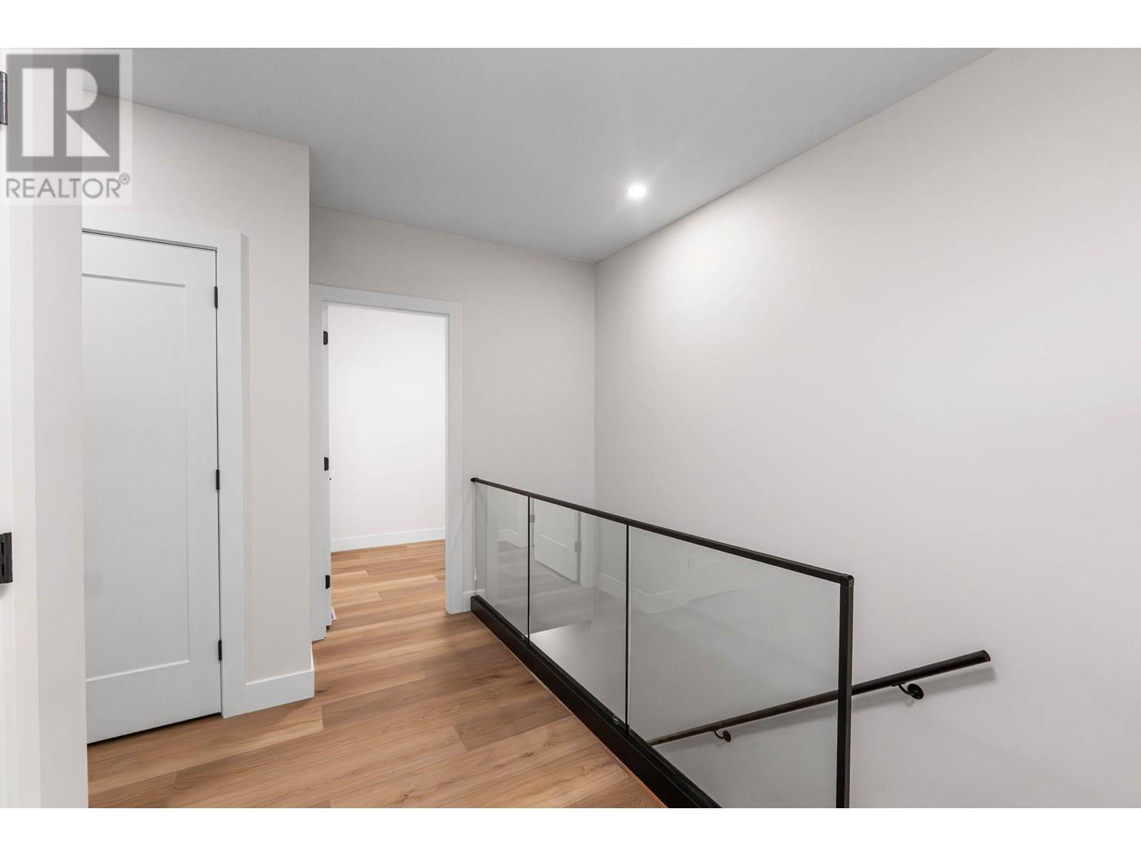  1671 Harbour View Crescent, Kelowna