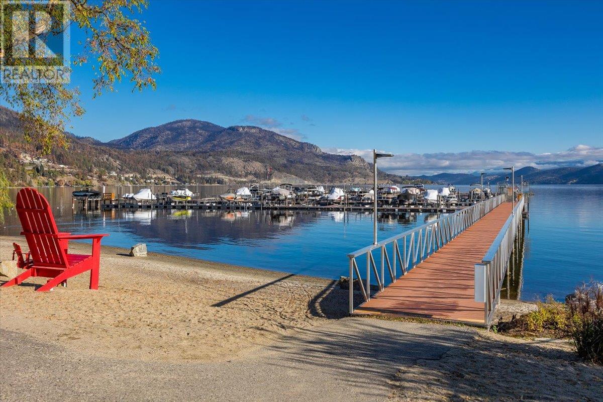  1671 Harbour View Crescent, Kelowna
