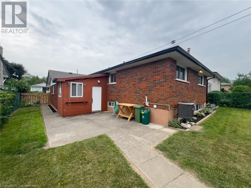 Photo 44 of 122 Glen Forest Drive, Hamilton ON