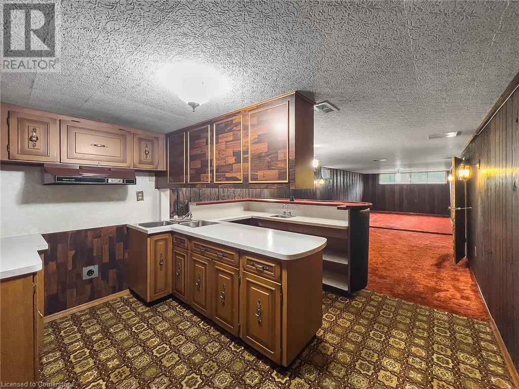 Photo 34 of 122 Glen Forest Drive, Hamilton ON