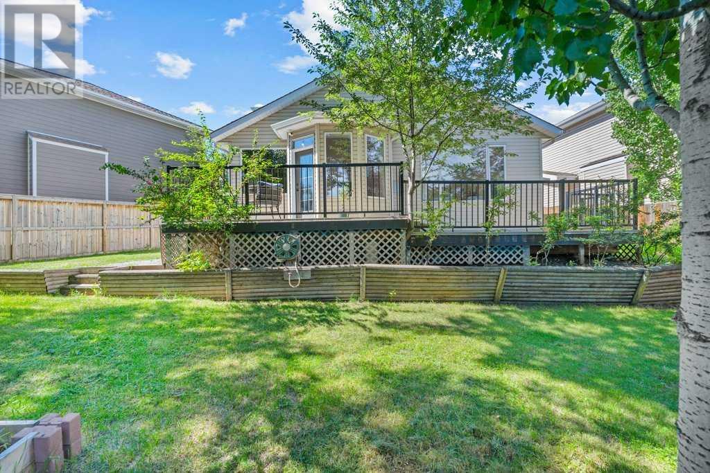 Single Family House for Sale in  Douglasdale Point SE Douglasdale/Glen Calgary 