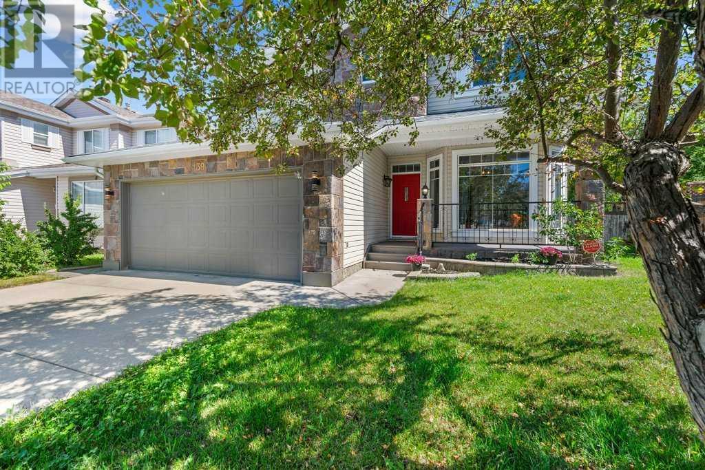 Single Family House for Sale in  Douglasdale Point SE Douglasdale/Glen Calgary 