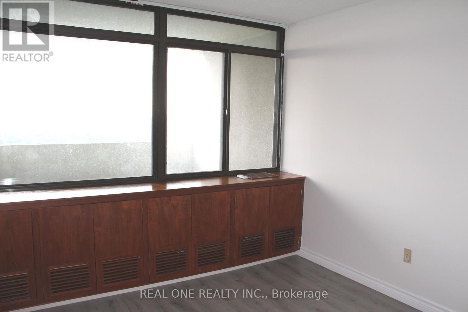 Photo 5 of 2110 3300 Don Mills Road, Toronto ON