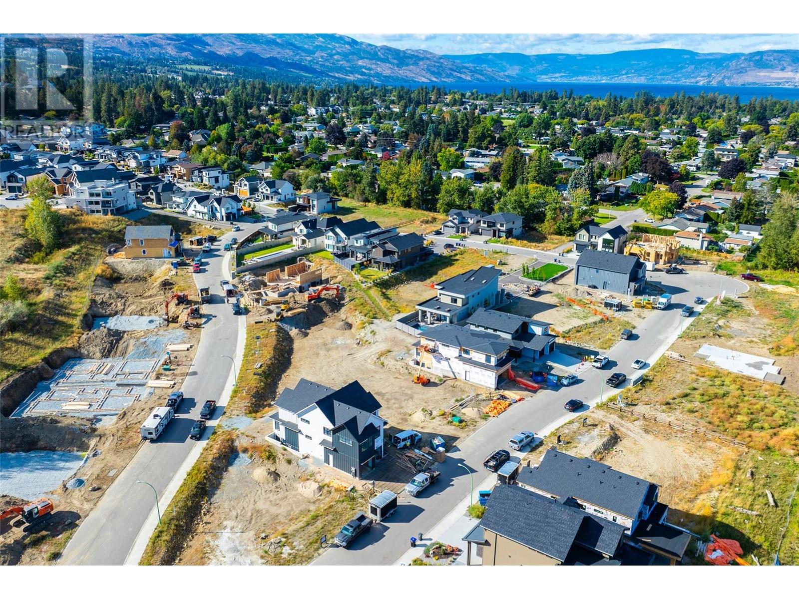  964 Bull Crescent, Kelowna
