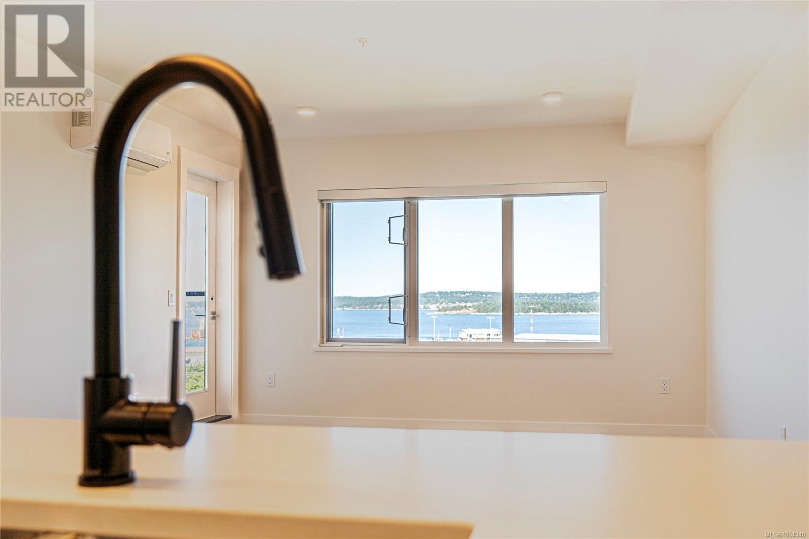 502 45 Haliburton St, Nanaimo