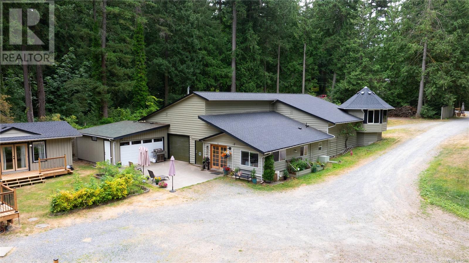 1205 Braithwaite Dr, Cobble Hill