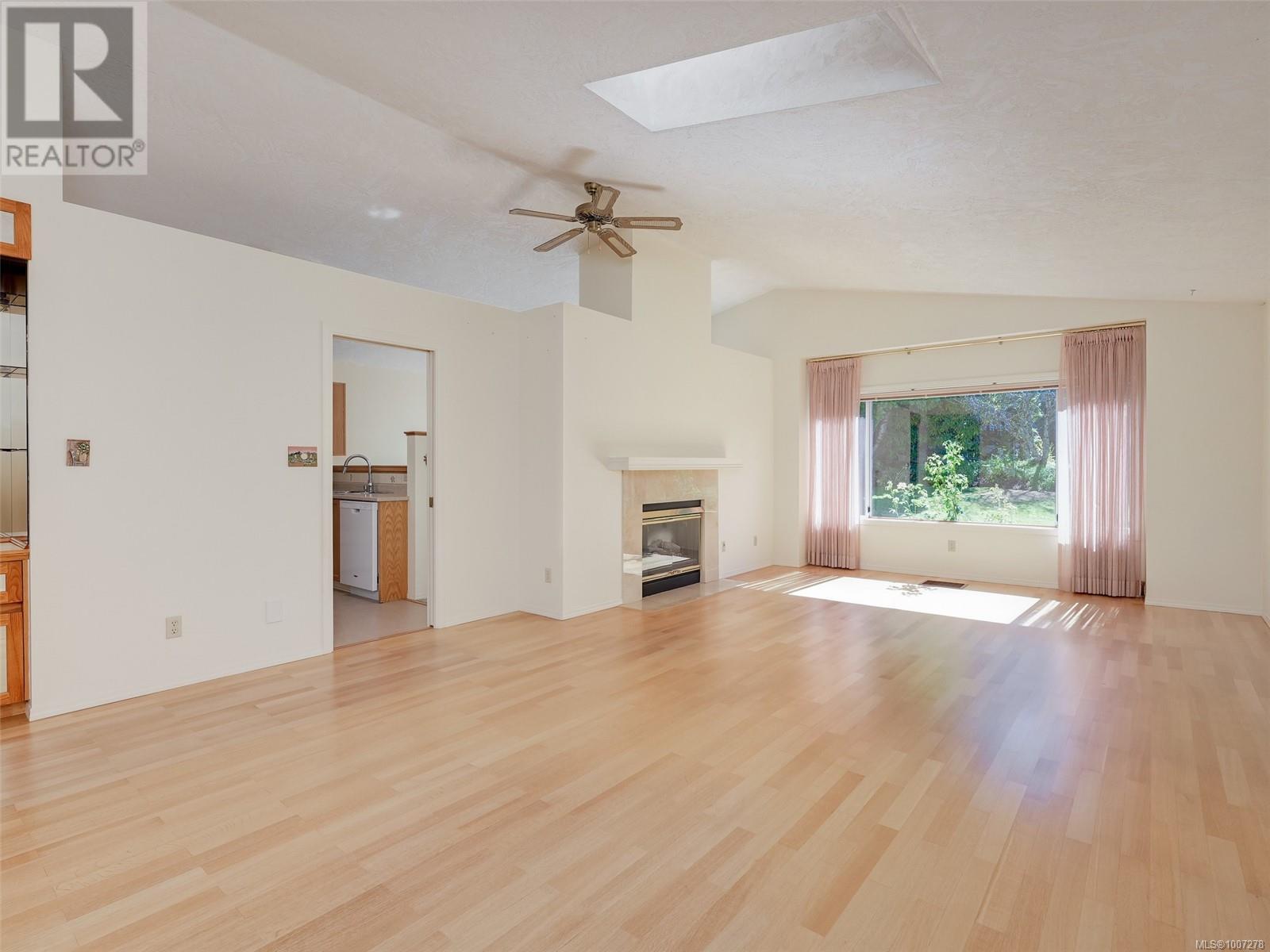 #60 901 KENTWOOD LANE - Image 5