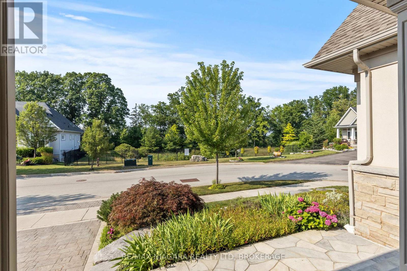 Photo 25 of 44 Stoneridge Crescent, Niagaraonthelake ON