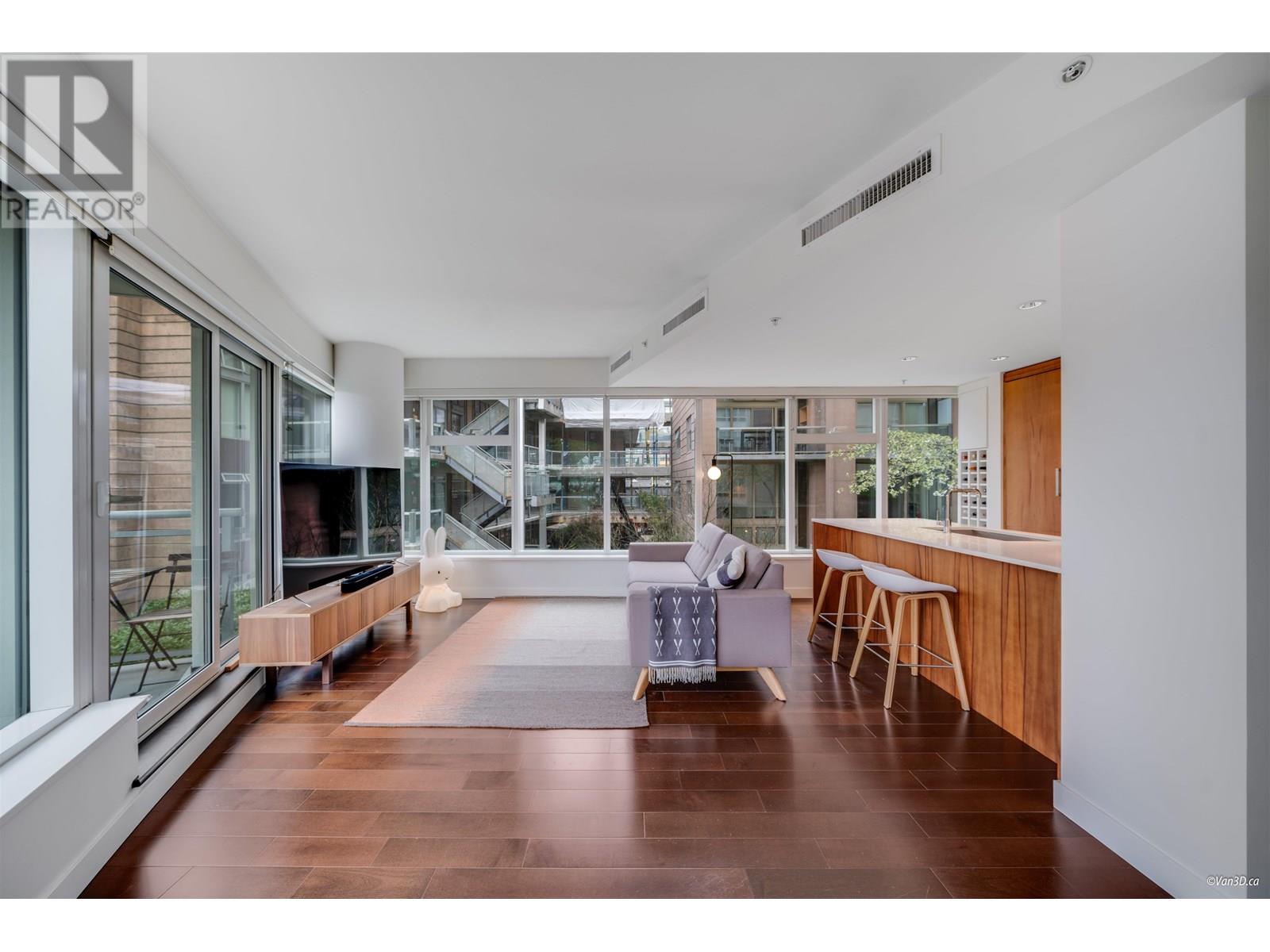 Photo 7 of 205 1565 W 6th Avenue, Vancouver BC
