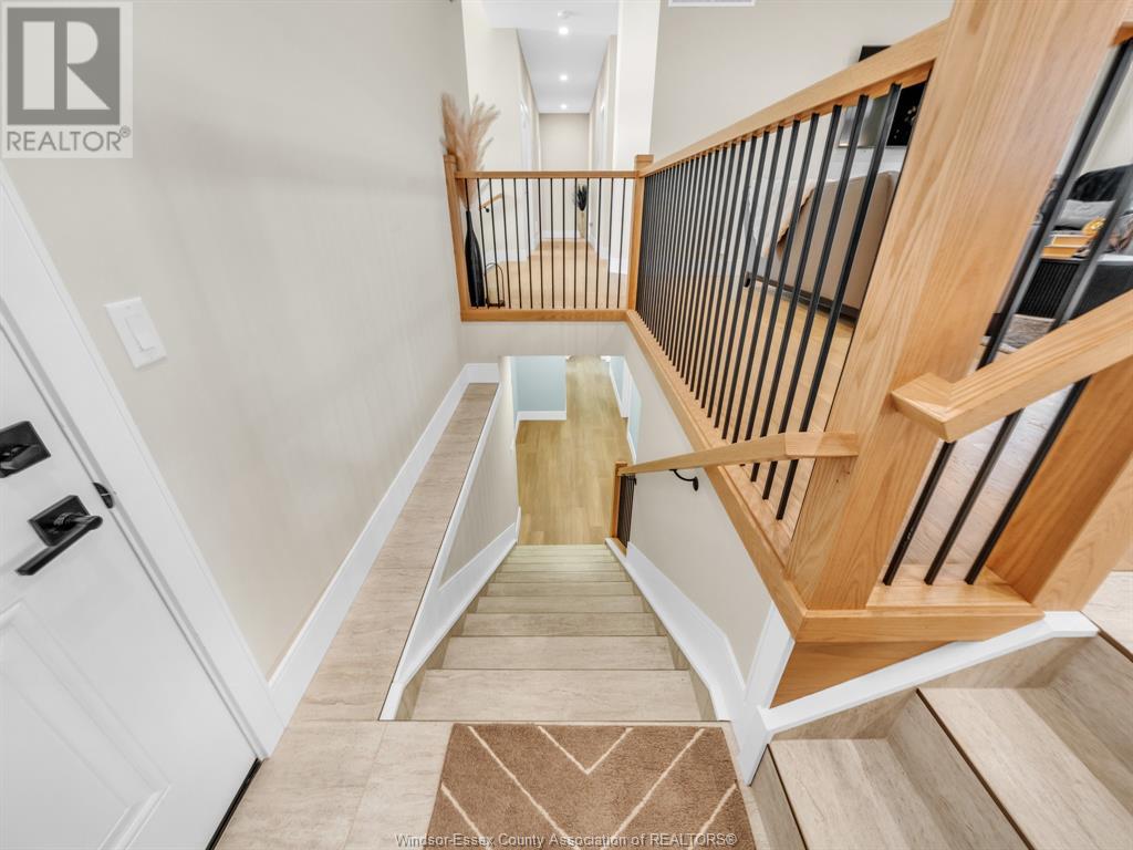 Photo 21 of 9 Sunningdale Drive, Leamington ON