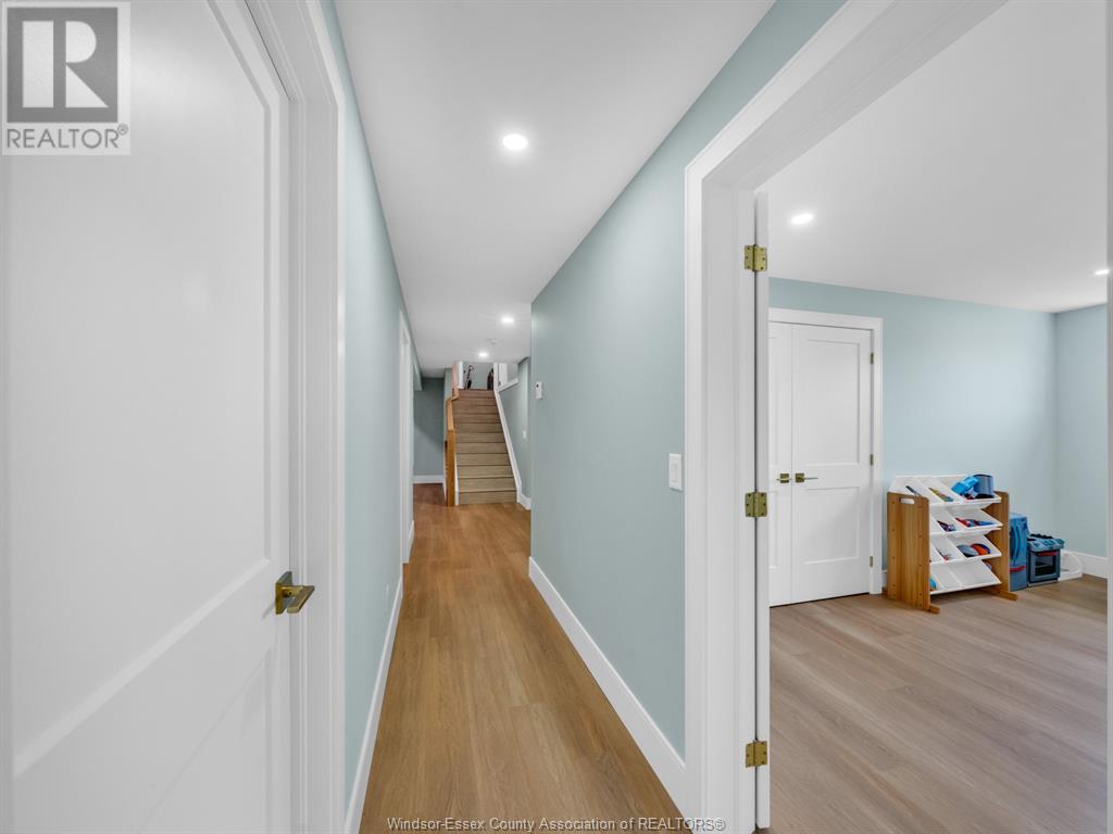 Photo 34 of 9 Sunningdale Drive, Leamington ON