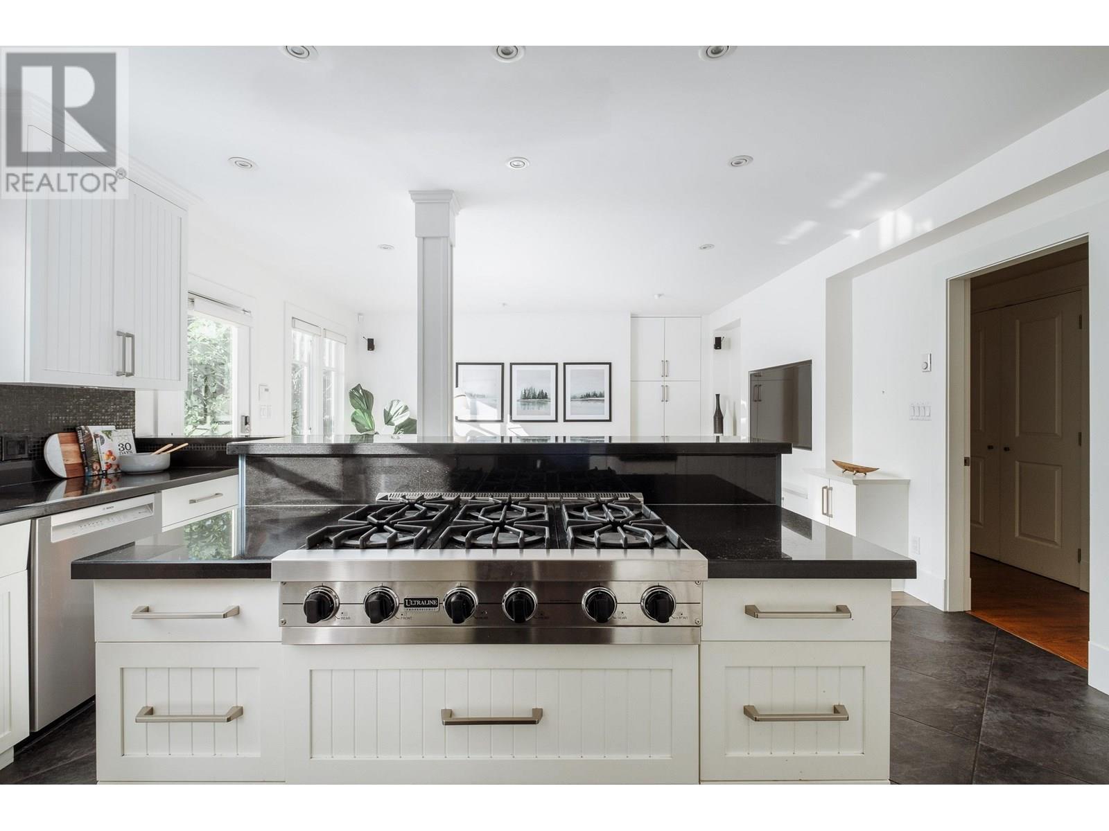 Photo 15 of 5611 Elm Street, Vancouver BC
