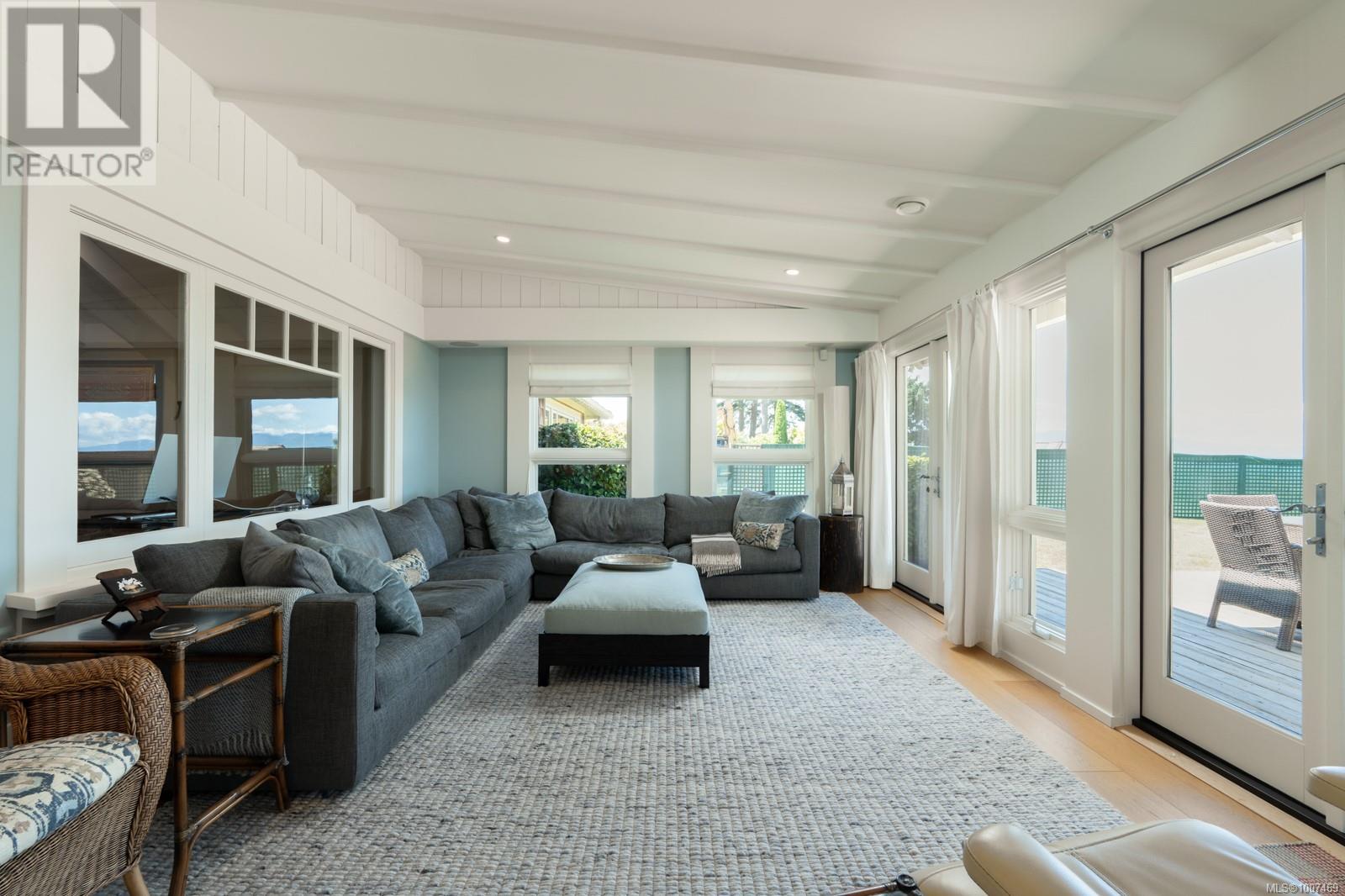 382 Judges Row, Qualicum Beach