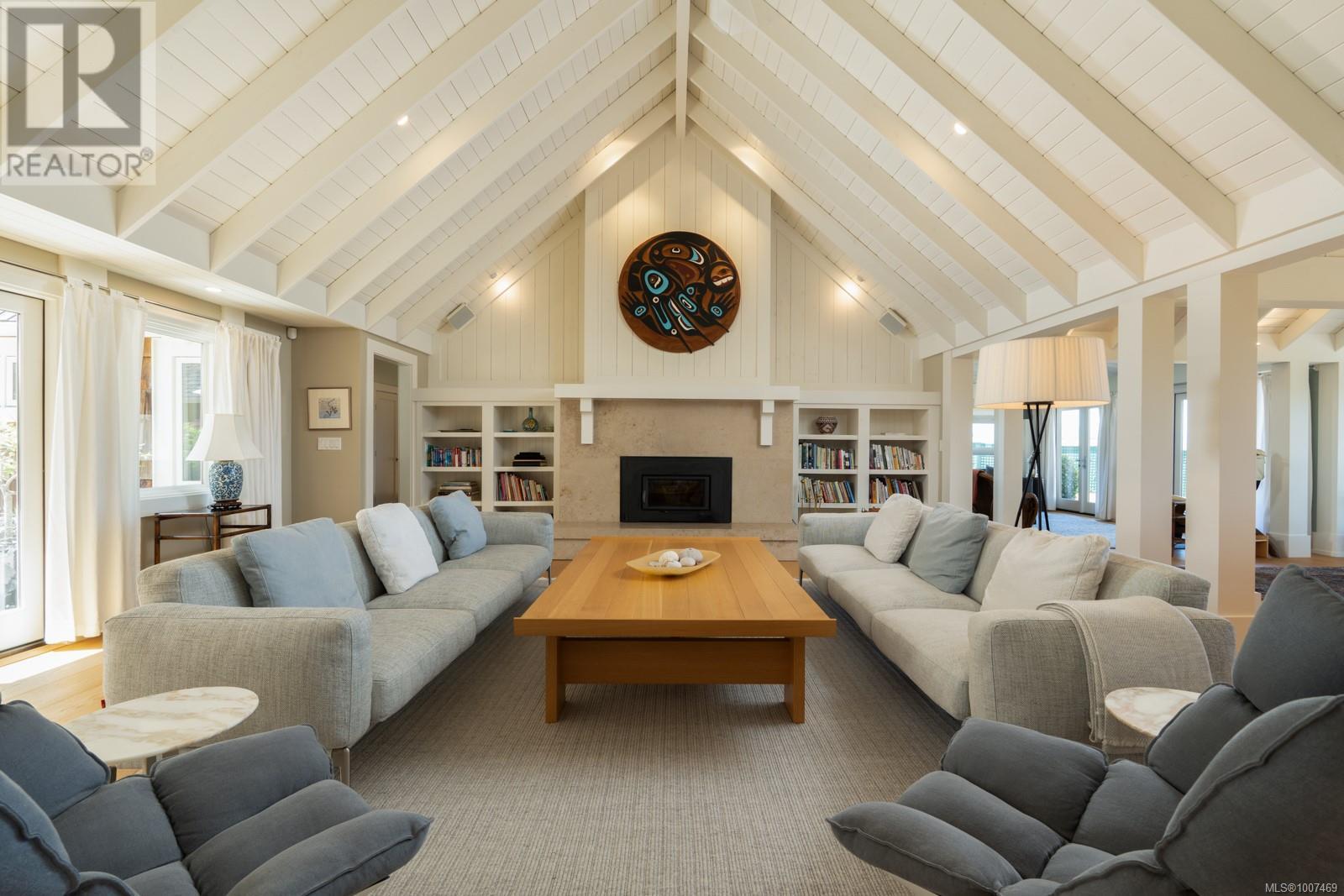 382 Judges Row, Qualicum Beach